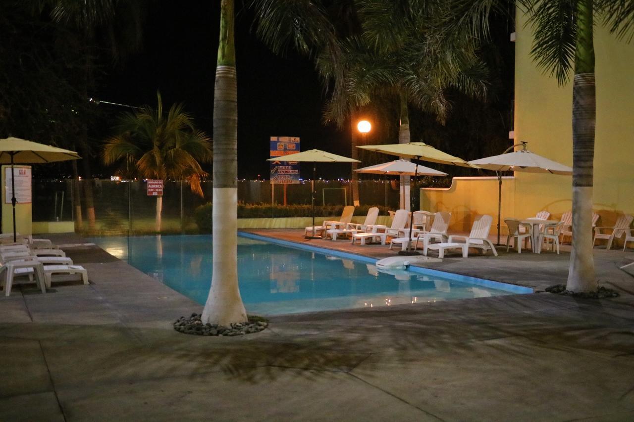 Zar Manzanillo Hotel Exterior foto